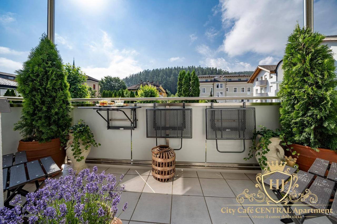 City Cafe - Central Apartment Brunico Zewnętrze zdjęcie